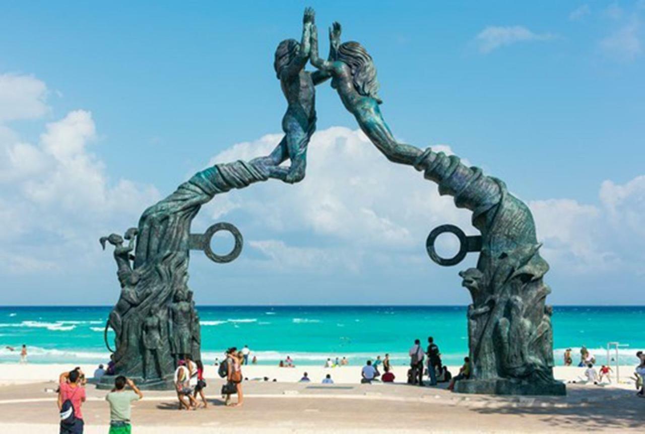 Apartamento En Fraccionamiento Privado 6 Personas Con Piscina Cerca De La Playa Playa del Carmen Ngoại thất bức ảnh